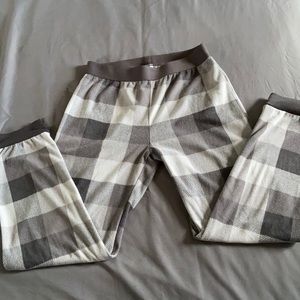 Boys Old Navy grey fleece pajama pants size 10-12.
